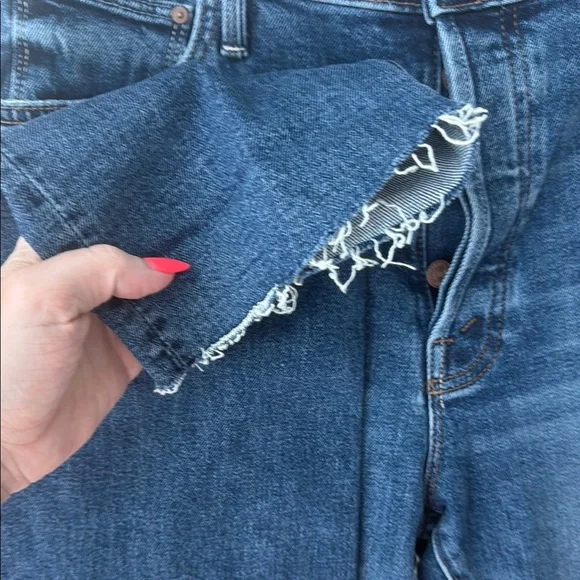 NWOT MOTHER The Scrapper Cuff Ankle Fray Straight Jeans with Vintage Wash - Picture 5 of 11